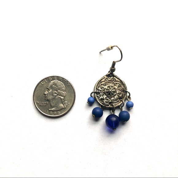 Silvertone and Blue Earrings NWOT - Picture 2 of 2